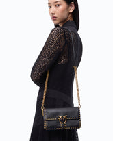 Petit sac bandoulière Love One Slouchy en cuir avec clous - Noir | Pinko