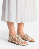 Sandali bassi con cinturini e borchie -  | Pinko