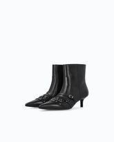 Knöchelhohe Stiefeletten aus Leder mit Riemchen und Fransen -  | Pinko
