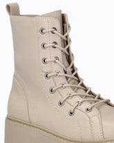 Ankle boot de piel con suela de lug - Beige | Pinko