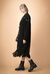 Cappotto con intarsio e borchiette