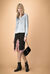 Blusa in raso di seta con scollo a V
