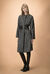 Cappotto con disegno resca e cintura